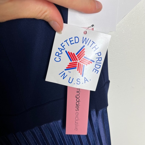 Aqua Formal NWT Pleated Shimmer Dress Long Navy Ombré 10 Maxi Gown Wedding Guest - Picture 4 of 14